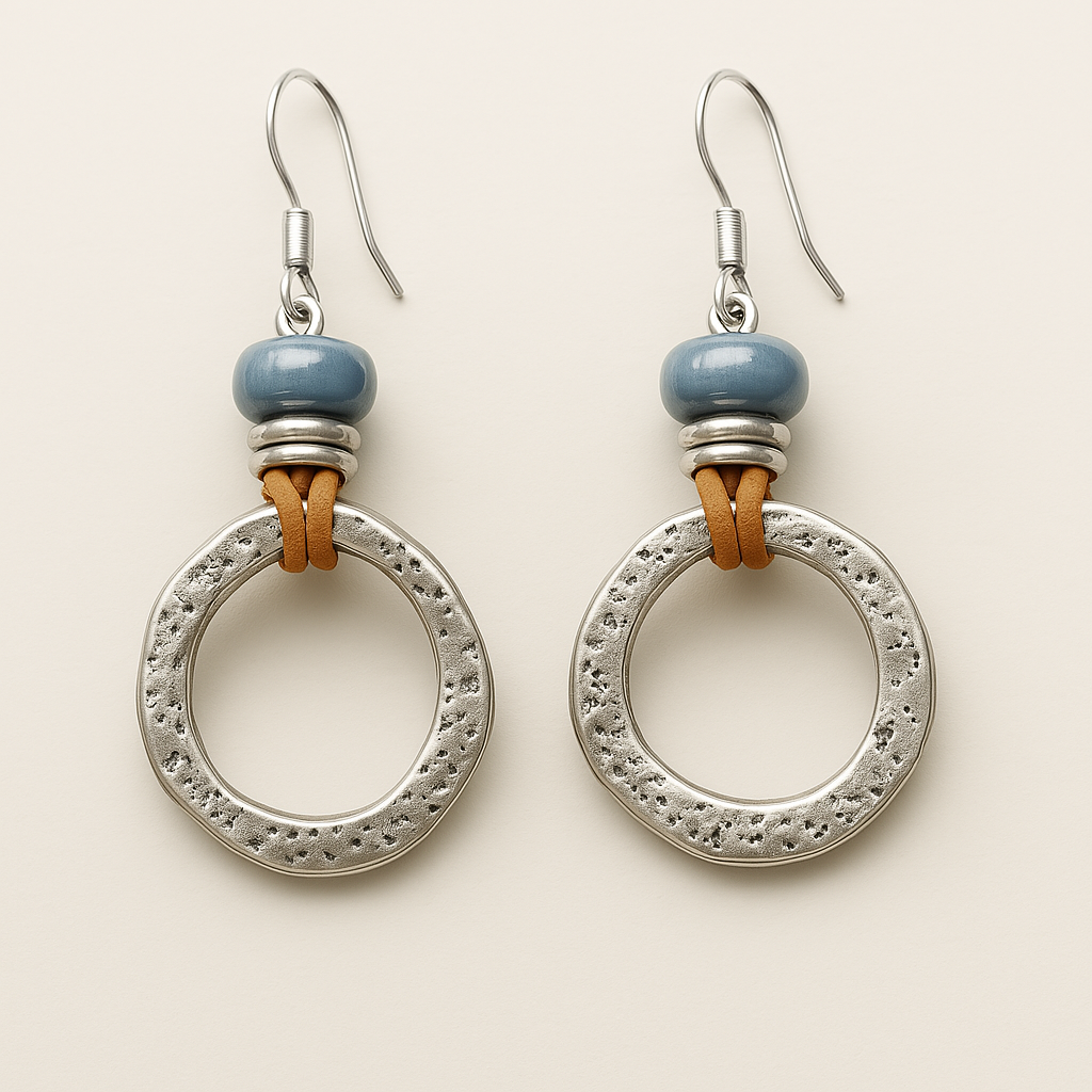 Mira – Silver circle earrings in boho-vintage style