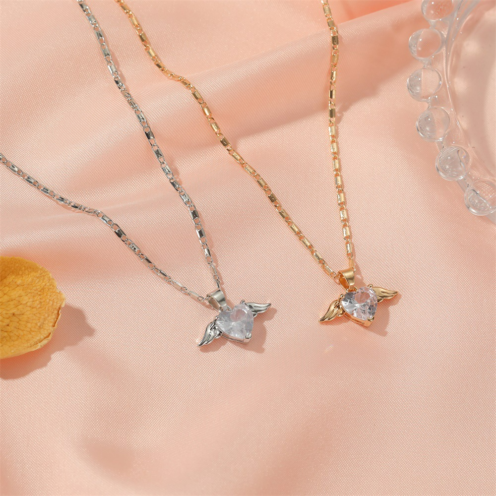 Love Wings Necklace - Hearts and Wings Chain