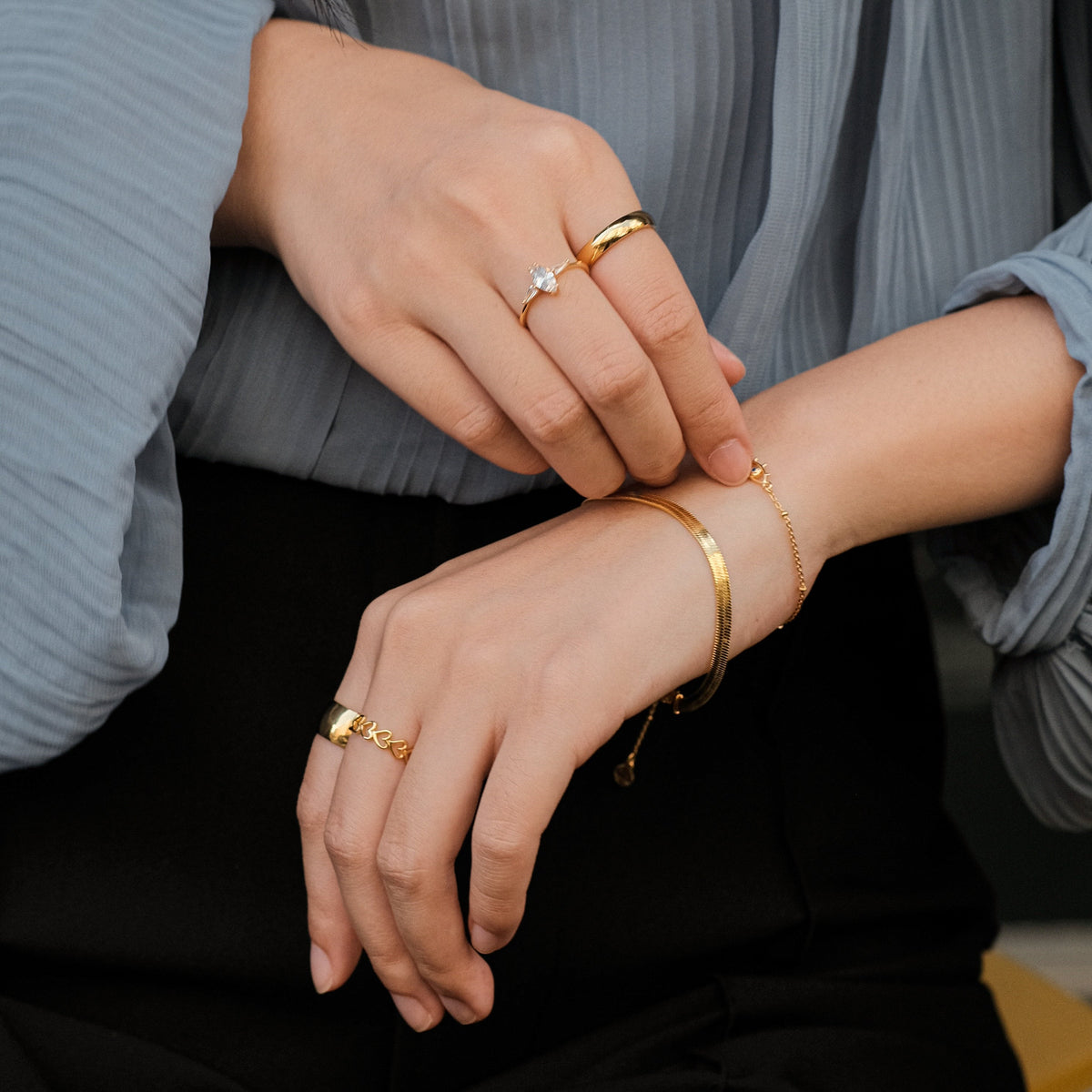 Jia - High heart ring