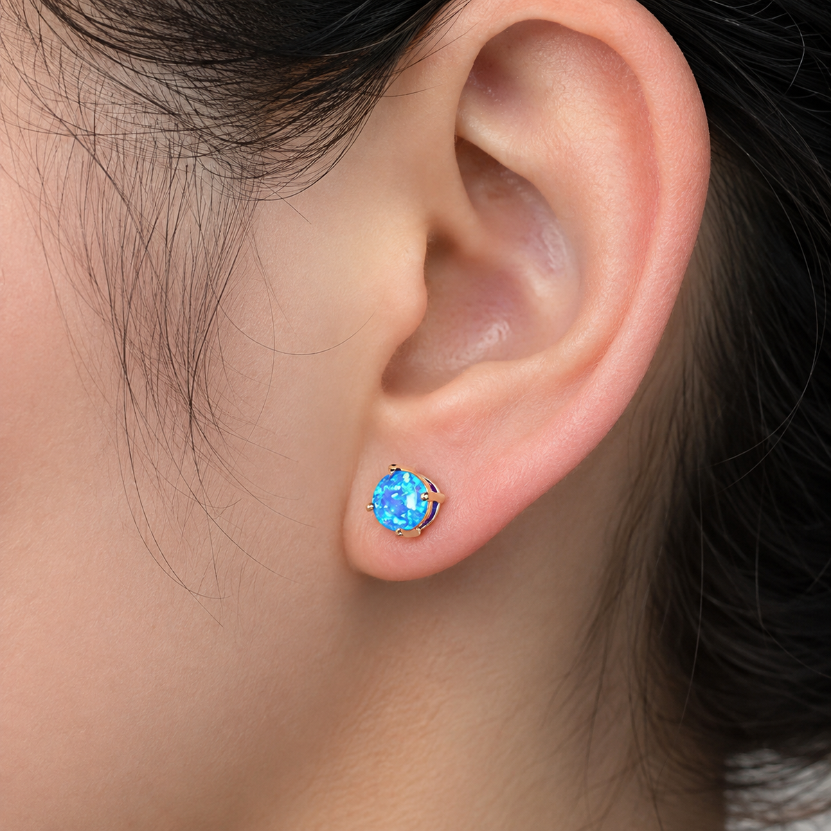 Camille – Elegant pin earrings in opal