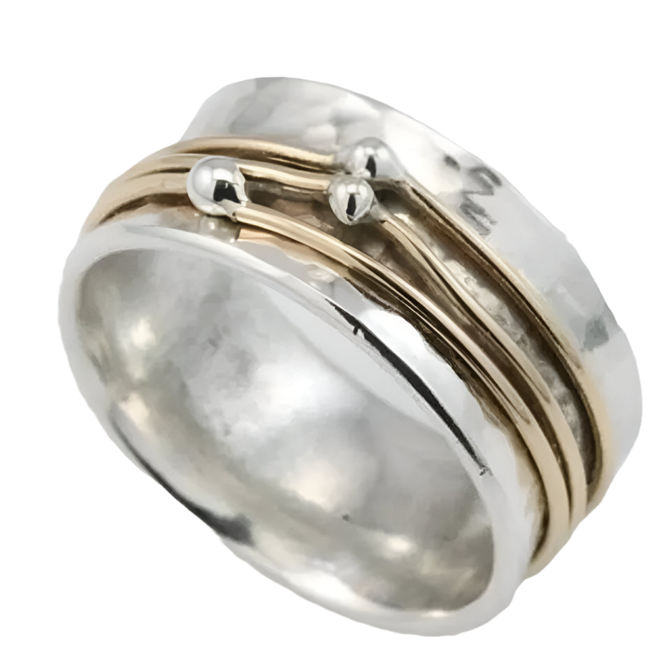 Brilliant Grace – Vintage Gold and Silver Ring with Radiant Surface