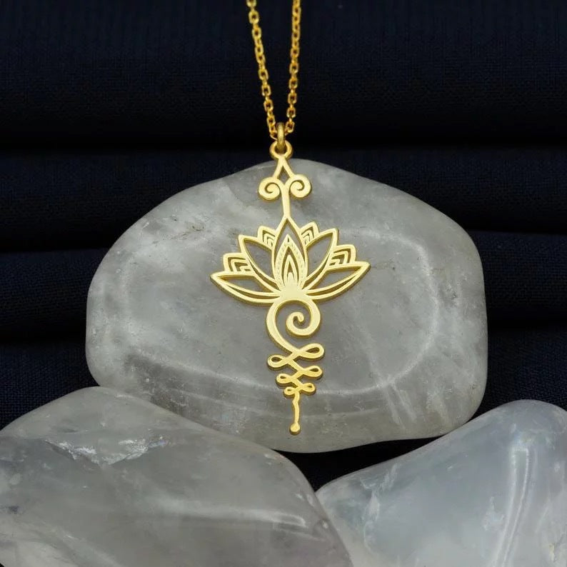 Lysia – Lotus Glow Necklace