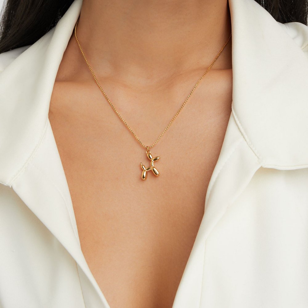 Nerina – Necklace with Dog and Golden Balloon Pendant