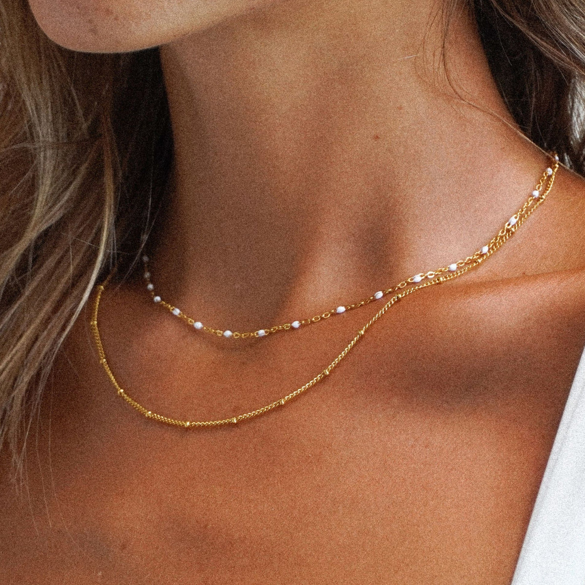 Aveline – Double Necklace with Decorative Accents