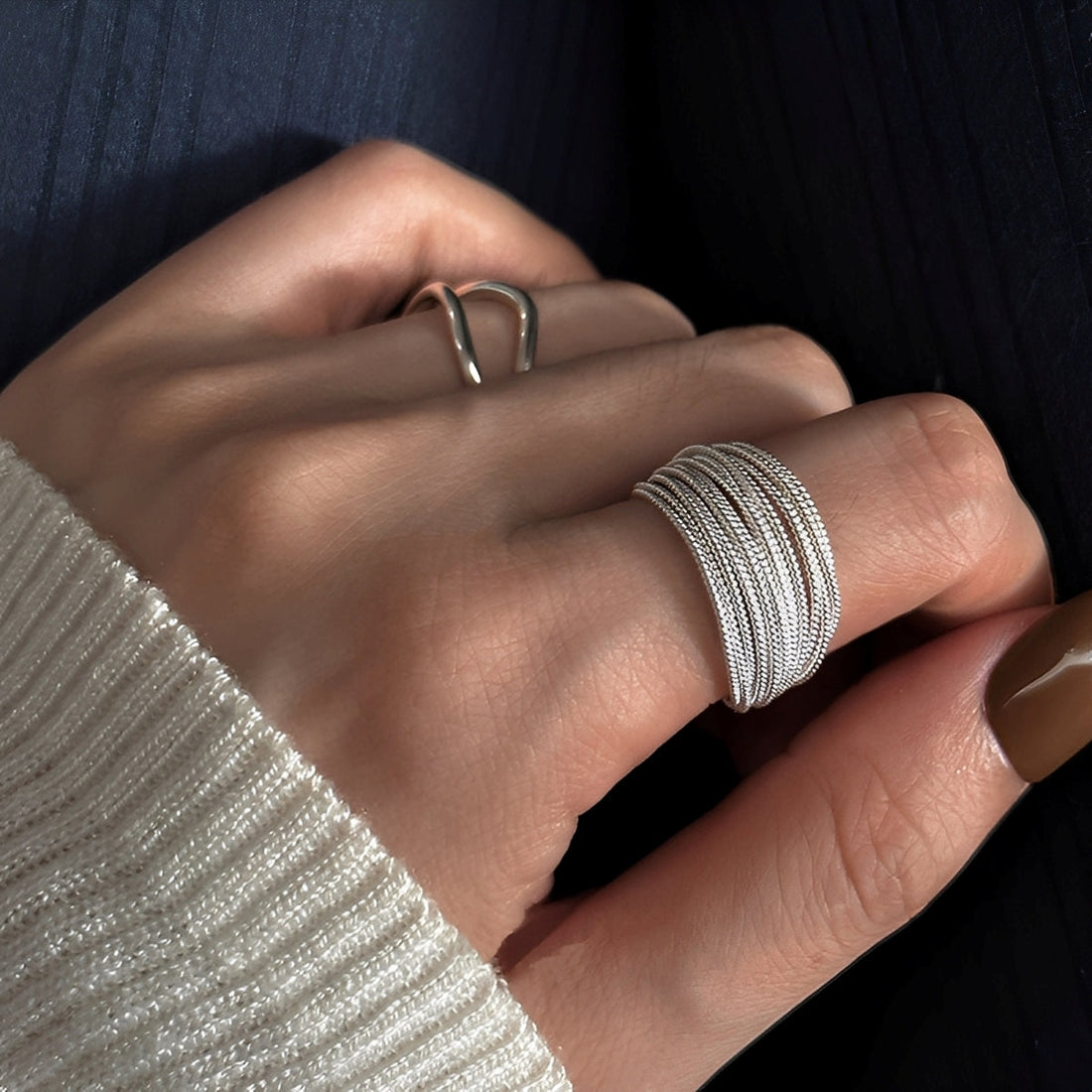 Miley – Overlapping silver ring