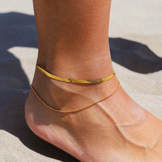 Frida – Golden ankle bracelet