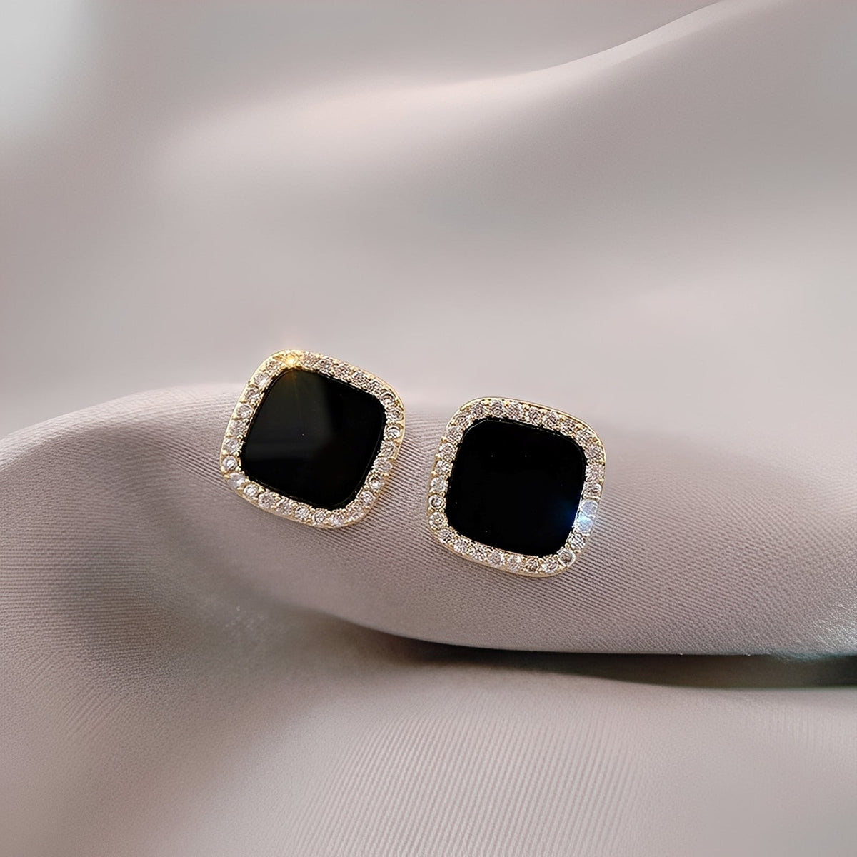 Catherine – Elegant Earrings with Dark Details